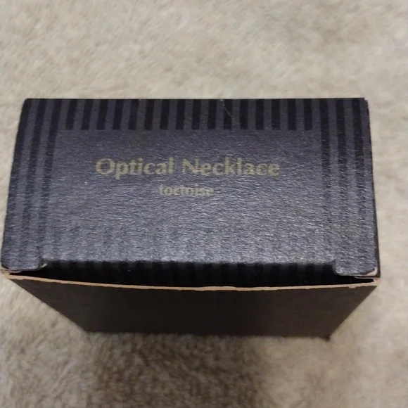 Avon, Vintage 1995, charming And Chic Optical Necklace in tortoise. - Picture 4 of 4